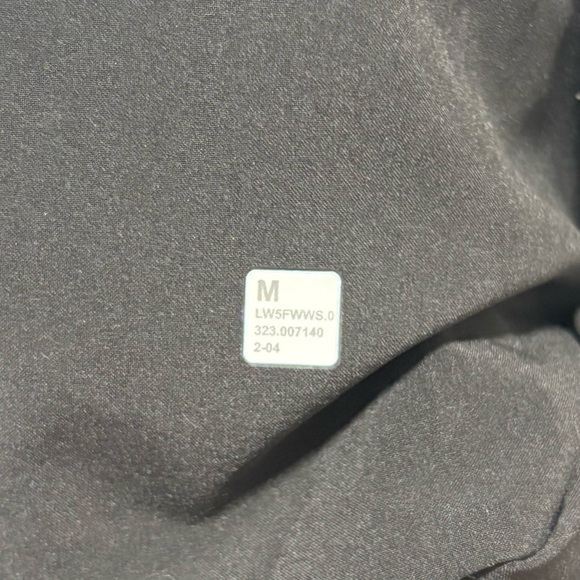 LULULEMON ON SALE!! - Picture 4 of 4